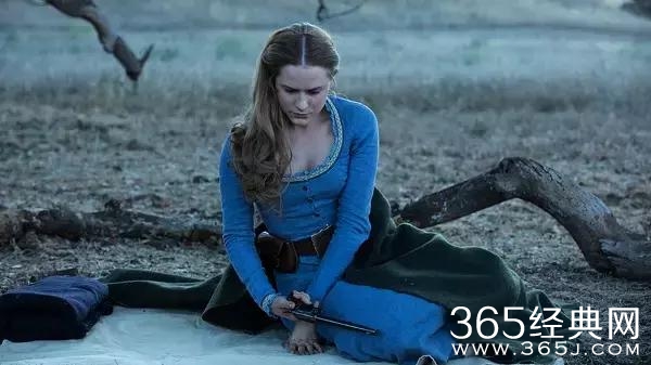 《西部世界》“女主”终将脱下蓝裙，反派BOSS竟是他！