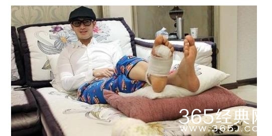 吴京疑似拍戏病倒 明星为了拍戏也都是蛮拼的！