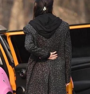 郑爽录节目总躺着被批耍大牌 背后原因令人心疼