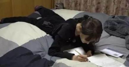 郑爽录节目总躺着被批耍大牌 背后原因令人心疼