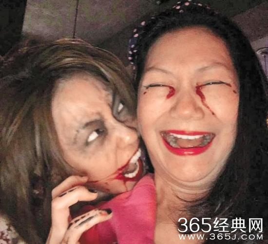 厉害了word姐！小S变丧尸 “六亲不认”狠咬亲妈