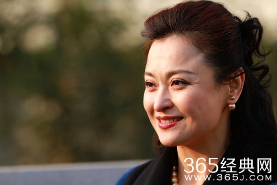 江城警事杨先的母亲是谁 江城警事杨先的母亲扮演者是谁