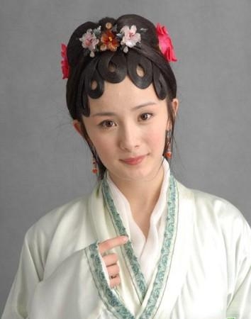 新《红楼梦》七大主演今何在？两位爆红，她成为过街老鼠！