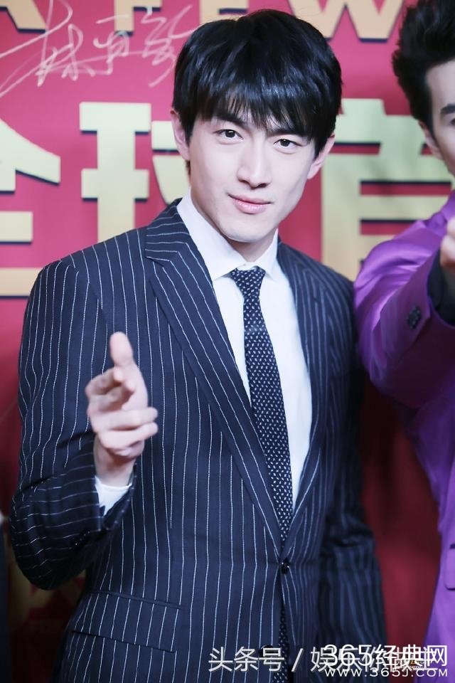 当红小生身材却如此放飞？网友：辣眼睛！