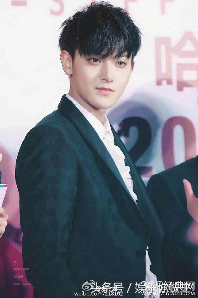 当红小生身材却如此放飞？网友：辣眼睛！