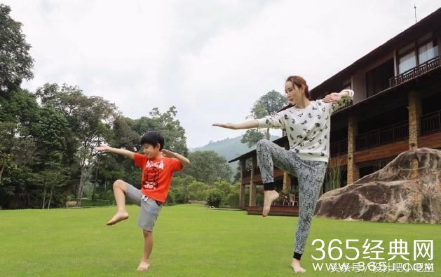 亿万阔太胡静高调晒豪宅    室内装修奢华至极