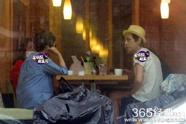 生活中的何炅倍显老态，妻子王菁怀孕 何老师要做爸爸了！