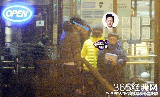 生活中的何炅倍显老态，妻子王菁怀孕 何老师要做爸爸了！