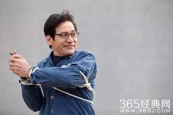最近韩国出了一部超级热门电影，引来无数人的关注