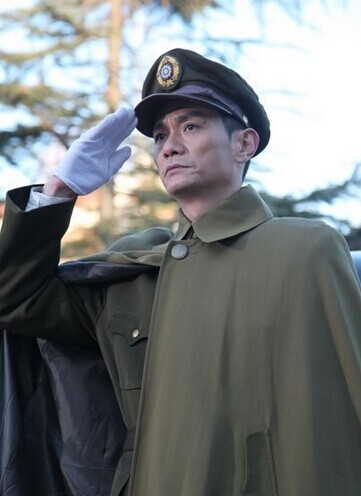 国家底线何立东是谁扮演的 何立东的扮演者果静林个人资料