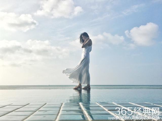 女神高圆圆也怀孕啦？肚子大的已经没有了腰身？