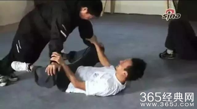 真不敢相信郝蕾拍这部戏时才23岁，现在23岁的演的都是啥？！