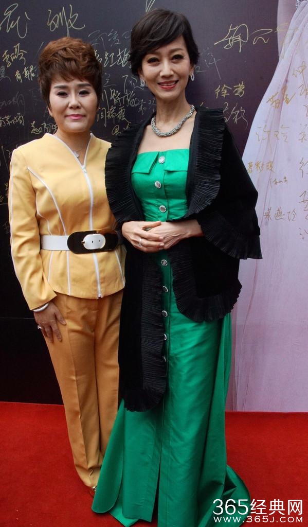 赵雅芝脸上这一明显缺陷，竟然直到她老了我们才发现