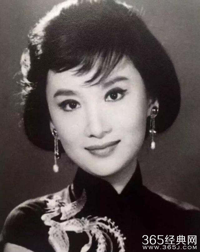 夏梦：拒绝金庸的追求，是她美丽人生里的一个智慧决定