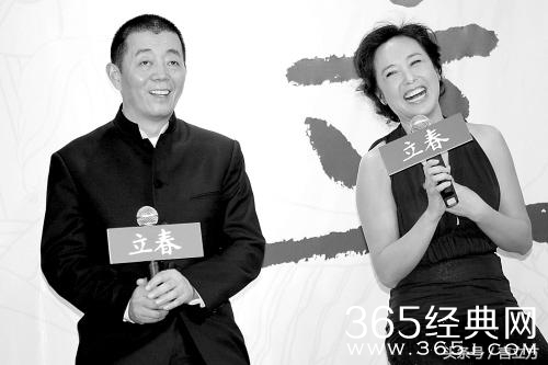 这些导演不正经，拍电影把女演员拍成老婆，最后一对亮了