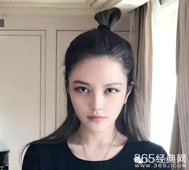 罗志祥女友周扬青不但家底厚有背景，讨婆婆欢心更是有一套