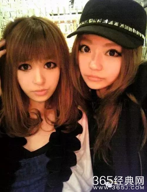 罗志祥女友周扬青不但家底厚有背景，讨婆婆欢心更是有一套