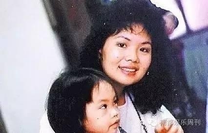 杨丞琳回呛整容传闻：我没整没打针 天然到理直气壮