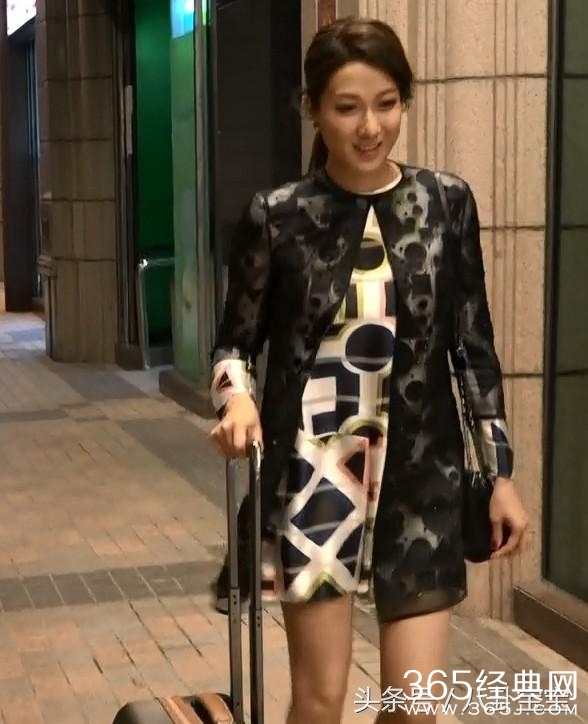 这简直是娱乐圈清流中的VIP，她打了多少女明星的脸呀