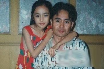 杨幂谈整容传闻：我只拔了4颗牙齿，鼻子像爸爸