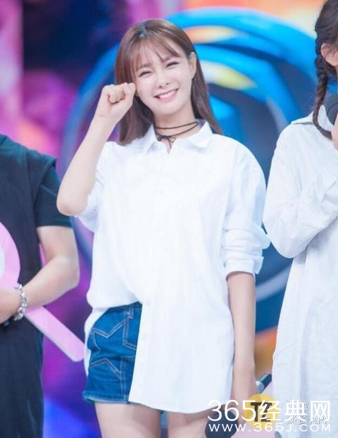 妈呀！沈梦辰下巴里的白色异物是什么，难道是假体？！