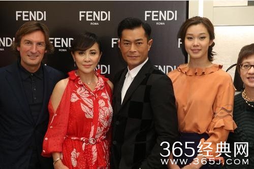 《神雕侠侣》演员现状：周伯通成视帝金轮法王凄惨，小龙女可惜了