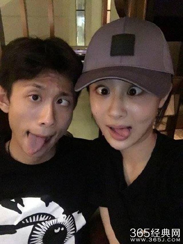 张一山祝福杨紫  杨紫回复亮了 为何他们不能像霍建华林心如？