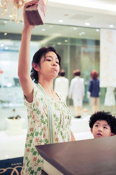 陈妍希“泡面头”减龄十岁，堪称史上“最萌孕妇”！