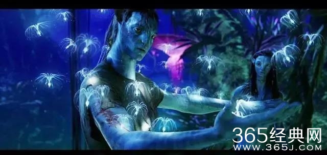 脱上衣的姑娘腰间有颤动，李安这么介绍他的120帧