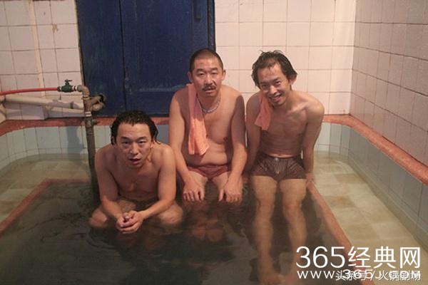 成就杰森斯坦森的荧幕经典，故事情节精妙，无疑是最酷的黑色喜剧