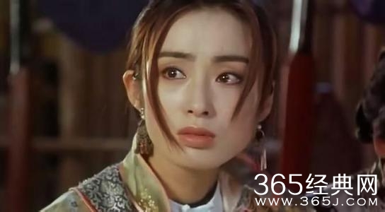 曾是星爷的御用女星，美过王祖贤，艳过关芝琳，淡出演艺圈成这样
