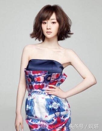 张檬被骂顶着一张假脸参加婚礼  被46岁新娘钟丽缇甩几条街