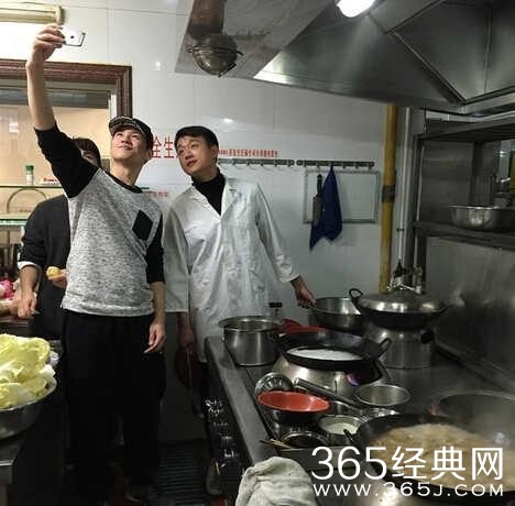 陈妍希“泡面头”减龄十岁，堪称史上“最萌孕妇”！