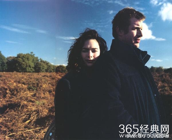 成就杰森斯坦森的荧幕经典，故事情节精妙，无疑是最酷的黑色喜剧
