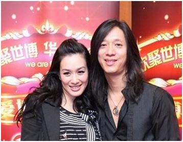 钟丽缇张伦硕结婚了，她的前夫却重回众人的视线，他就是严铮！