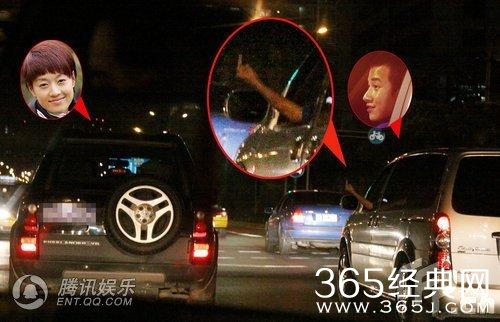 马伊琍遇谢东娜谈育儿经 文章发现跟拍飙车竖中指！