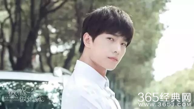 杨洋在演艺圈除了颜值，还做了这些神奇的事...