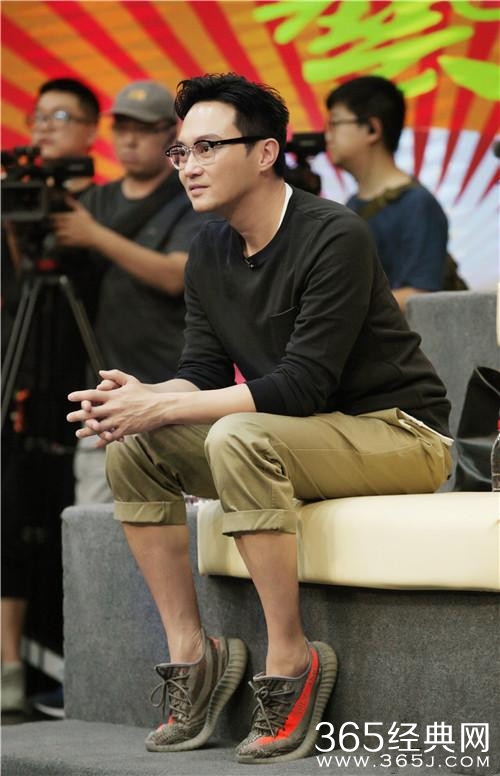 张智霖袁咏仪互黑24年 爆买包必杀技是儿子