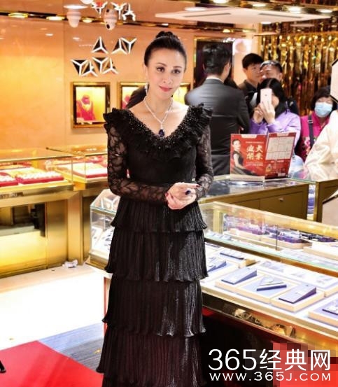 保安对记者吐口水爆粗 刘嘉玲勒令其道歉