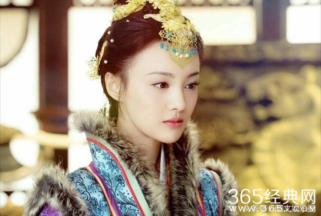 《美人私房菜》微微过后的美厨娘，看郑爽宋玉蝶炒菜深夜放毒。