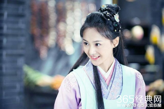 《美人私房菜》微微过后的美厨娘，看郑爽宋玉蝶炒菜深夜放毒。