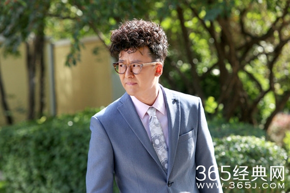 咱们相爱吧持续热播柳小海为爱摔断腿 咱们相爱吧柳小海成贴心男闺蜜