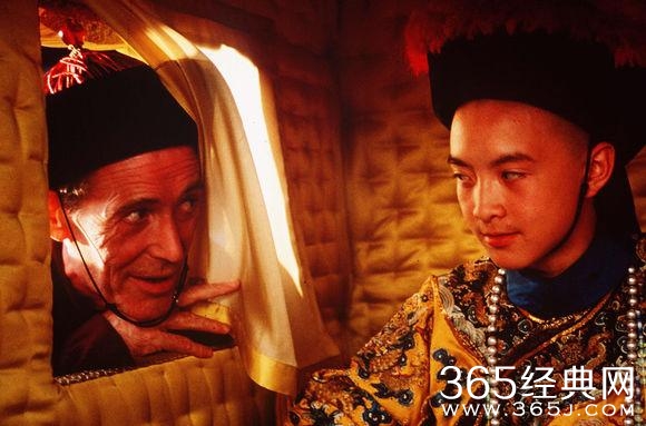 童星长残又添一员，《末代皇帝》里的少年溥仪如今已变大叔！