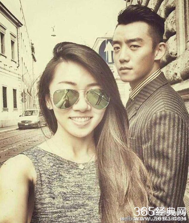 郑恺女友豪宅无意曝光，网友：家底雄厚室内竟然建了高尔夫球场！