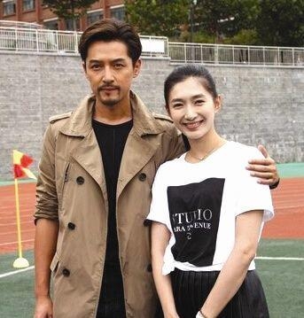 江疏影发长文感慨戏如人生，似与胡歌交相呼应！