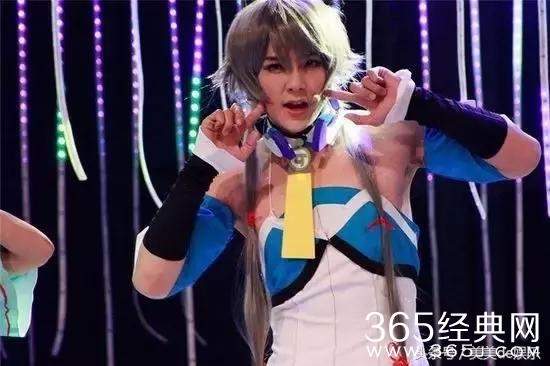 明星们都在玩Cosplay，Baby、倪妮等简直超越原版