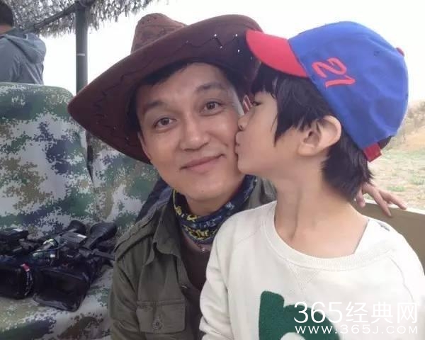 《爸爸去那儿》村长李锐这些造型，萌娃们都看呆了！