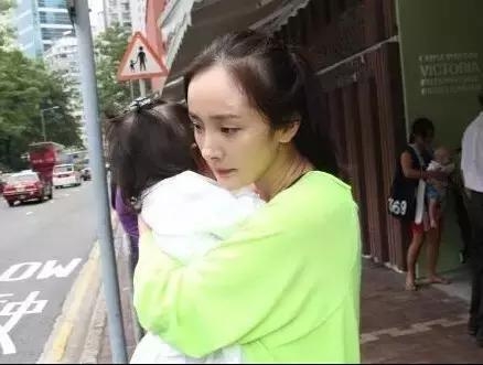 杨幂公关危机：她以为找了盔甲，实际只让多了个软肋