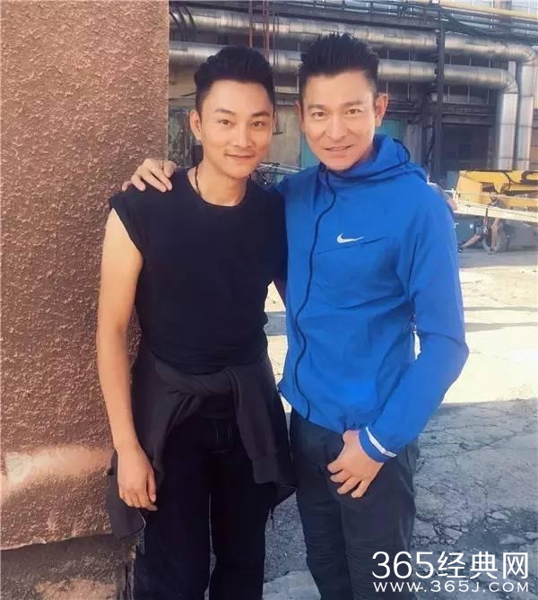 刘德华的御用替身竟是广西人，简直一毛一样