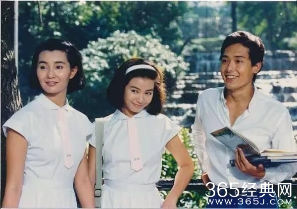 靳东陈道明拍戏被偷拍，喝下午茶被偷拍，关键是被偷拍都太有型